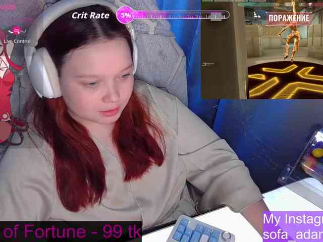 AlinaAdams AlinaAdams