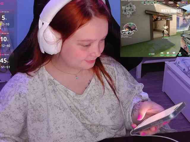 AlinaAdams webcam