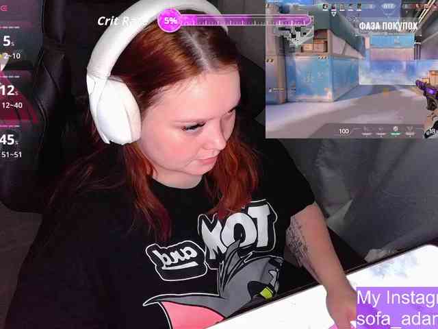 AlinaAdams webcam
