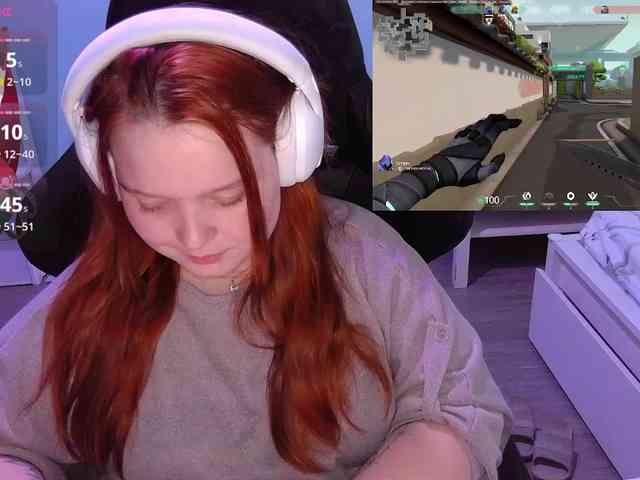 AlinaAdams webcam