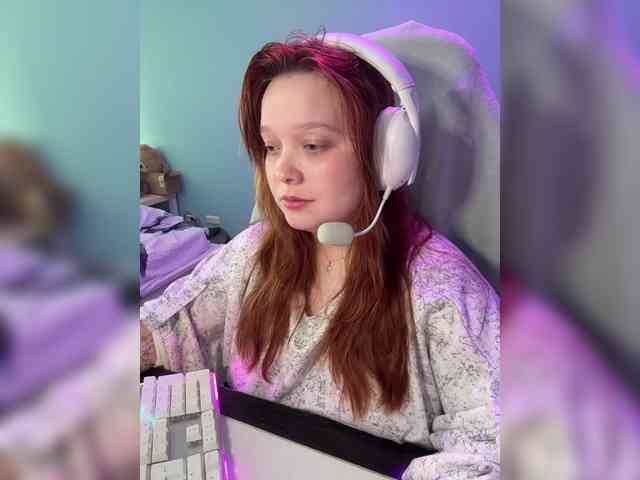 AlinaAdams webcam