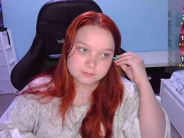 AlinaAdams webcam