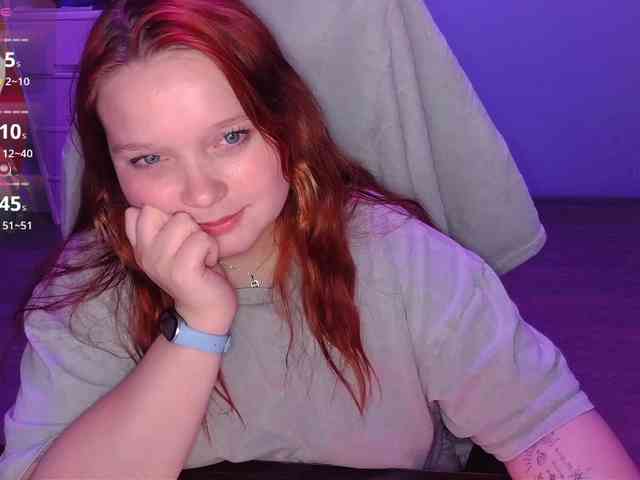 AlinaAdams webcam