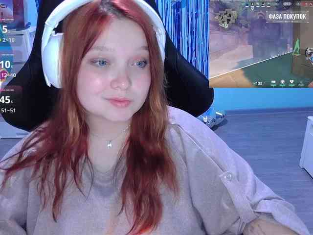 AlinaAdams webcam