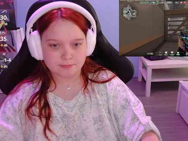 AlinaAdams webcam