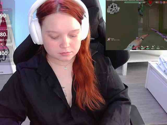AlinaAdams webcam