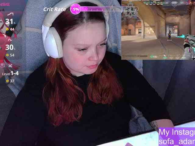 AlinaAdams AlinaAdams