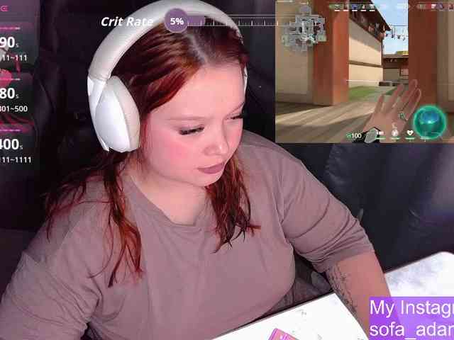 AlinaAdams webcam