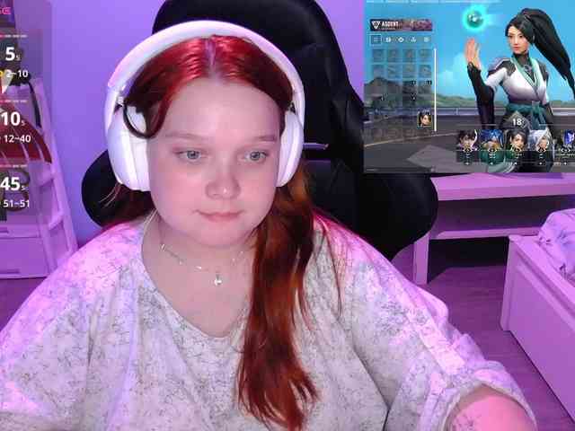 AlinaAdams webcam