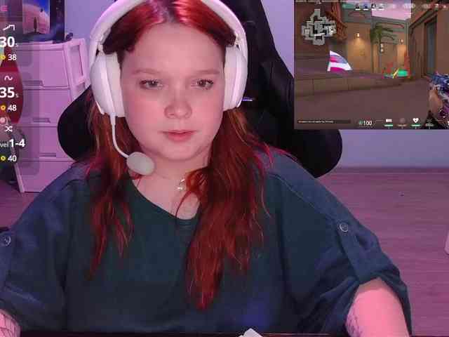 AlinaAdams webcam