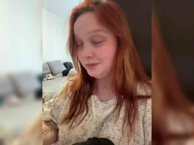 AlinaAdams webcam
