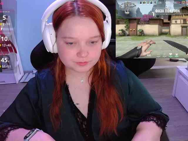 AlinaAdams webcam