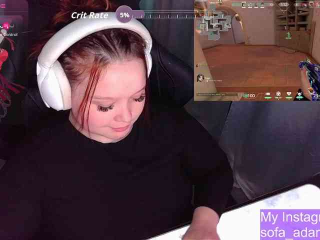 AlinaAdams webcam