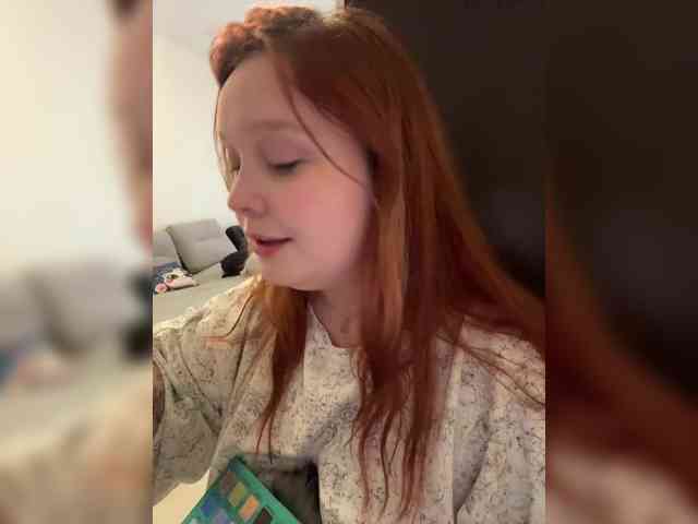 AlinaAdams webcam