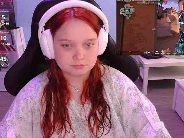 AlinaAdams webcam