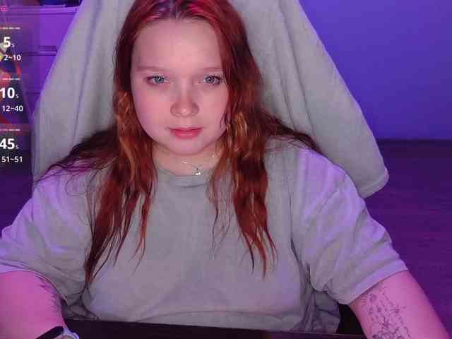 AlinaAdams webcam