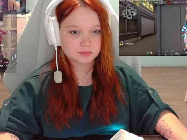 AlinaAdams webcam