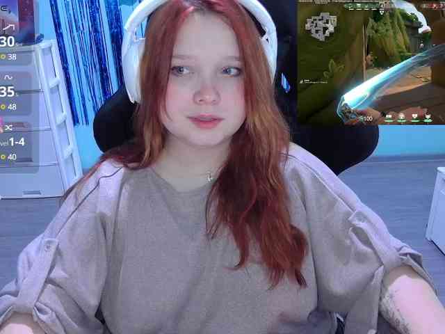 AlinaAdams webcam