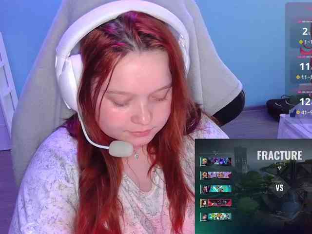 AlinaAdams webcam