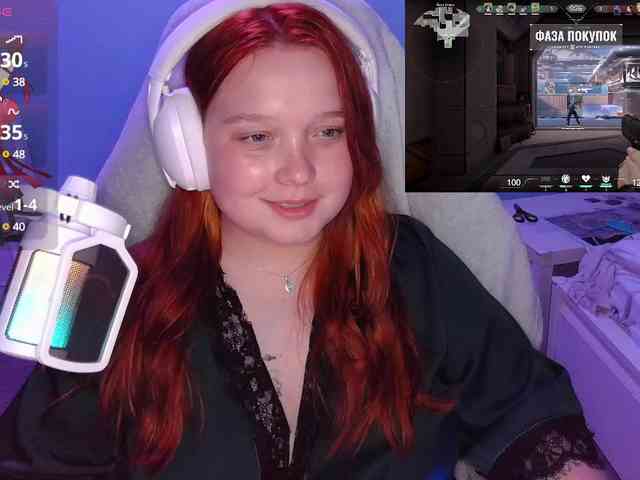 AlinaAdams webcam