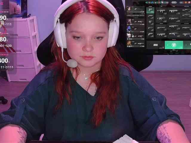 AlinaAdams webcam