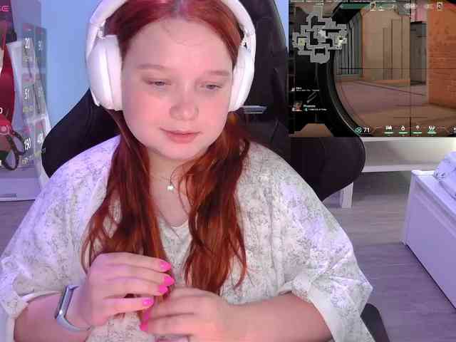 AlinaAdams webcam