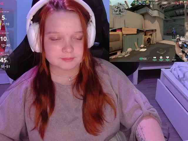 AlinaAdams webcam