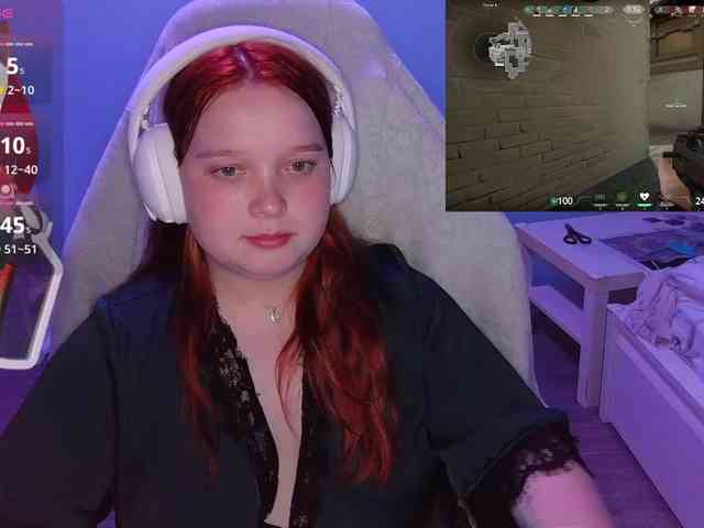 AlinaAdams webcam