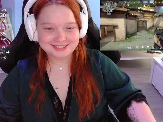 AlinaAdams webcam