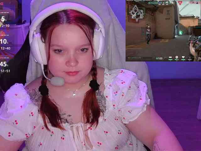 AlinaAdams webcam