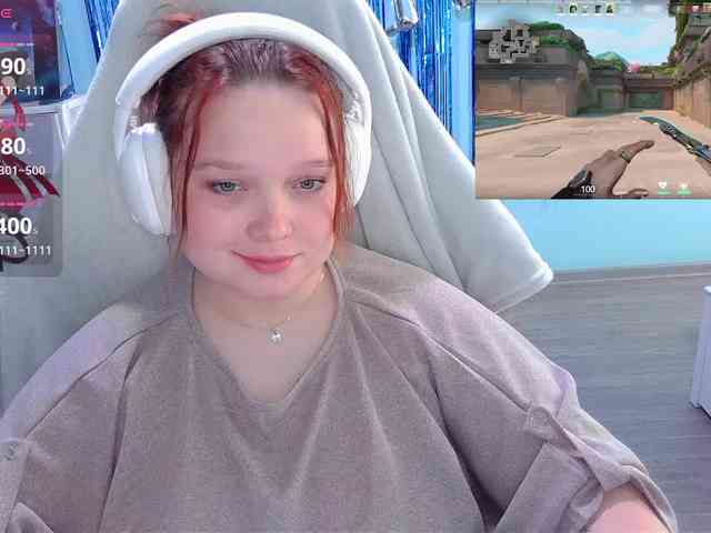 AlinaAdams webcam