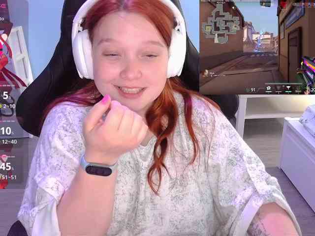 AlinaAdams webcam