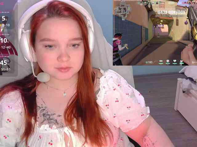 AlinaAdams webcam