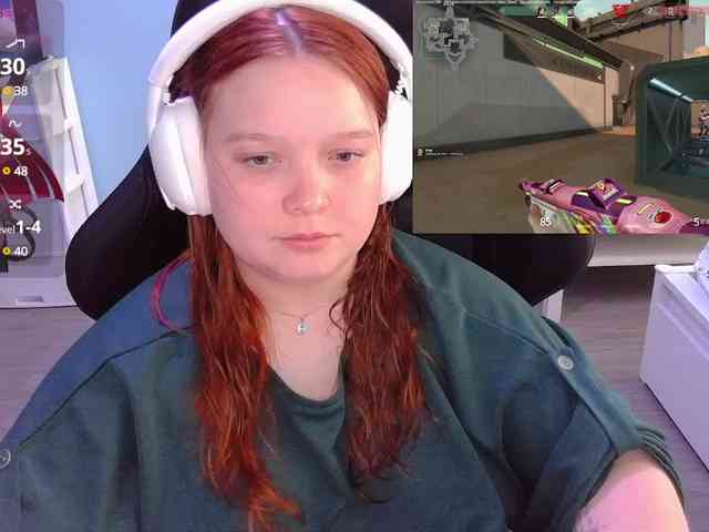 AlinaAdams webcam
