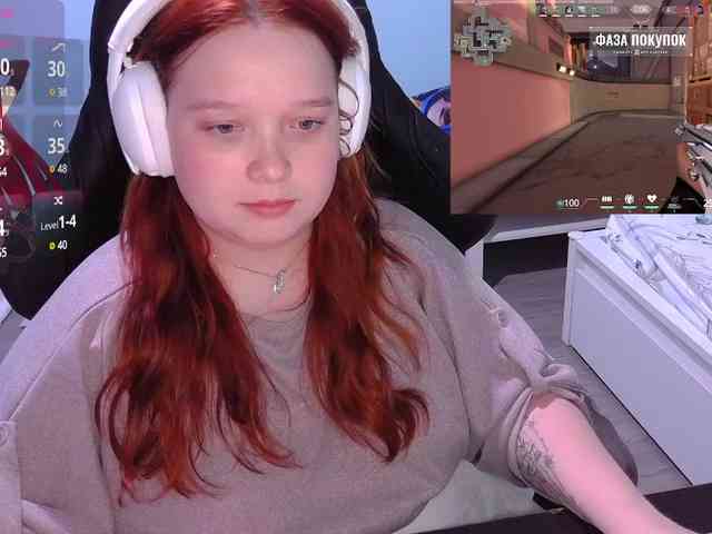 AlinaAdams webcam