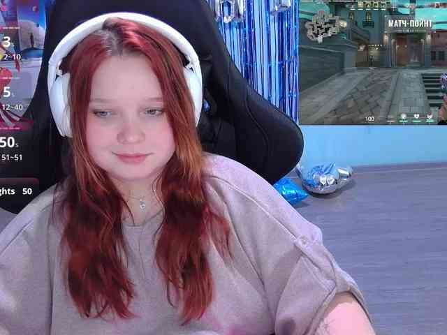AlinaAdams webcam