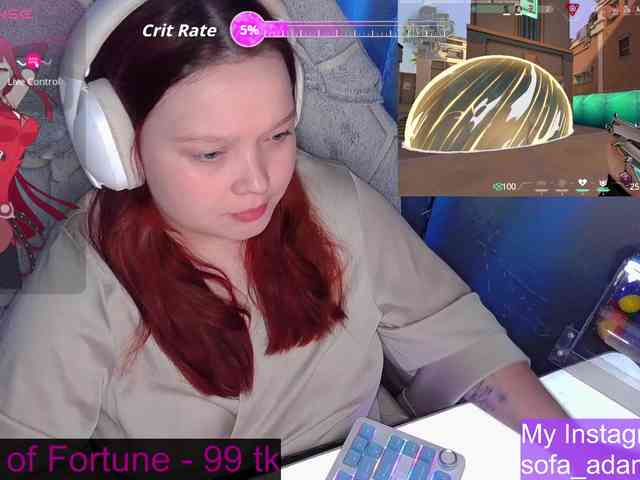 AlinaAdams AlinaAdams