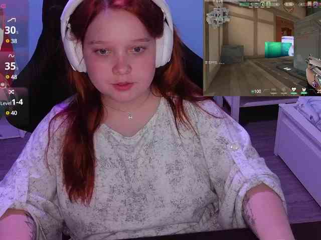 AlinaAdams webcam