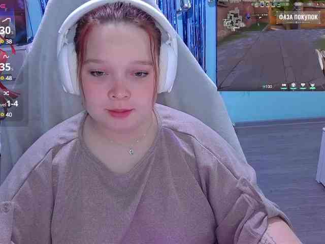 AlinaAdams webcam