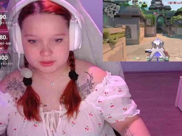 AlinaAdams webcam