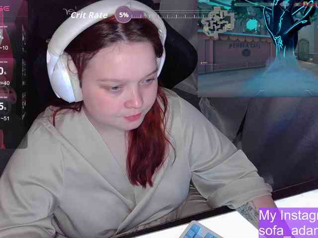 AlinaAdams AlinaAdams