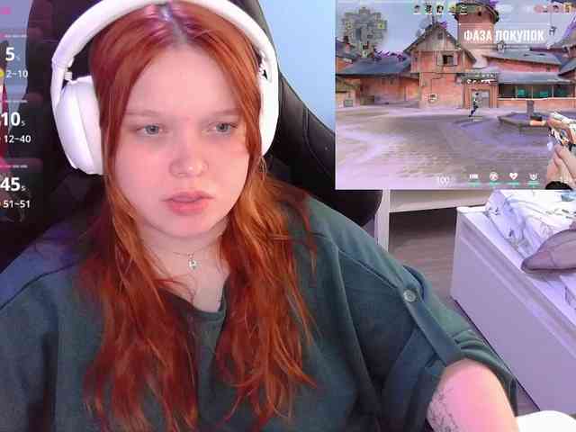 AlinaAdams webcam