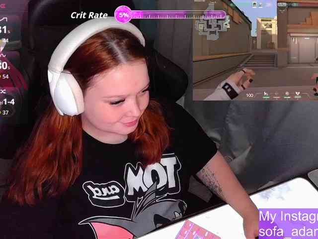 AlinaAdams webcam