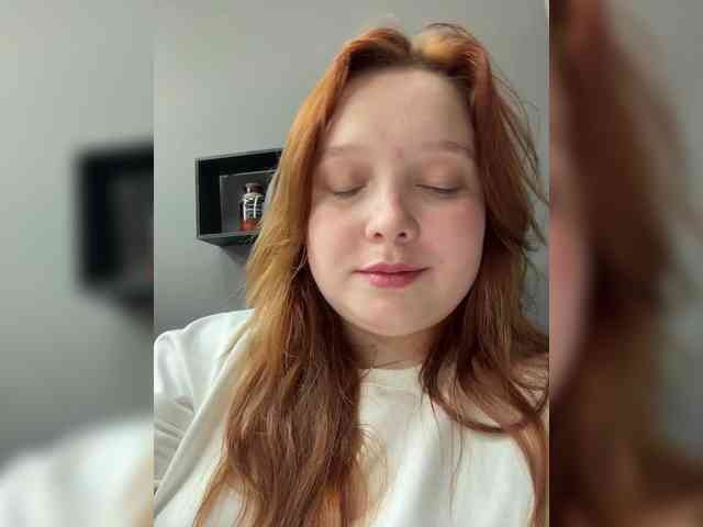 AlinaAdams webcam