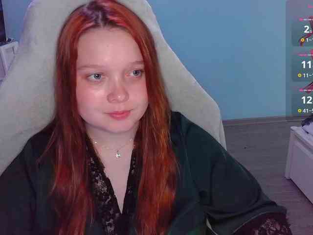 AlinaAdams webcam