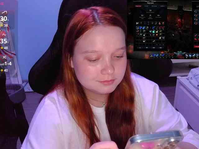 AlinaAdams webcam