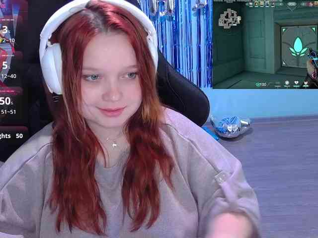 AlinaAdams webcam