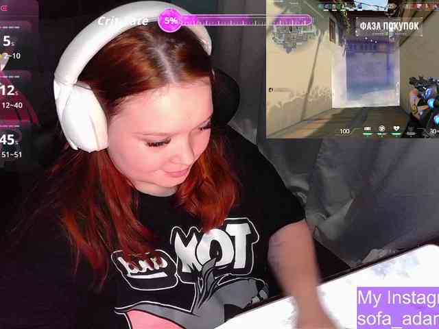 AlinaAdams webcam