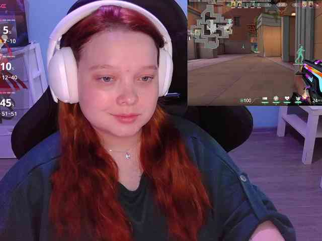 AlinaAdams webcam