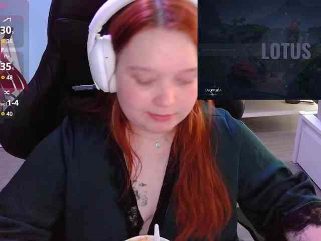 AlinaAdams webcam
